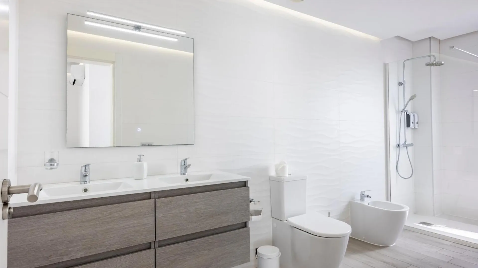 Elekagua Renting Apartment Costa Adeje